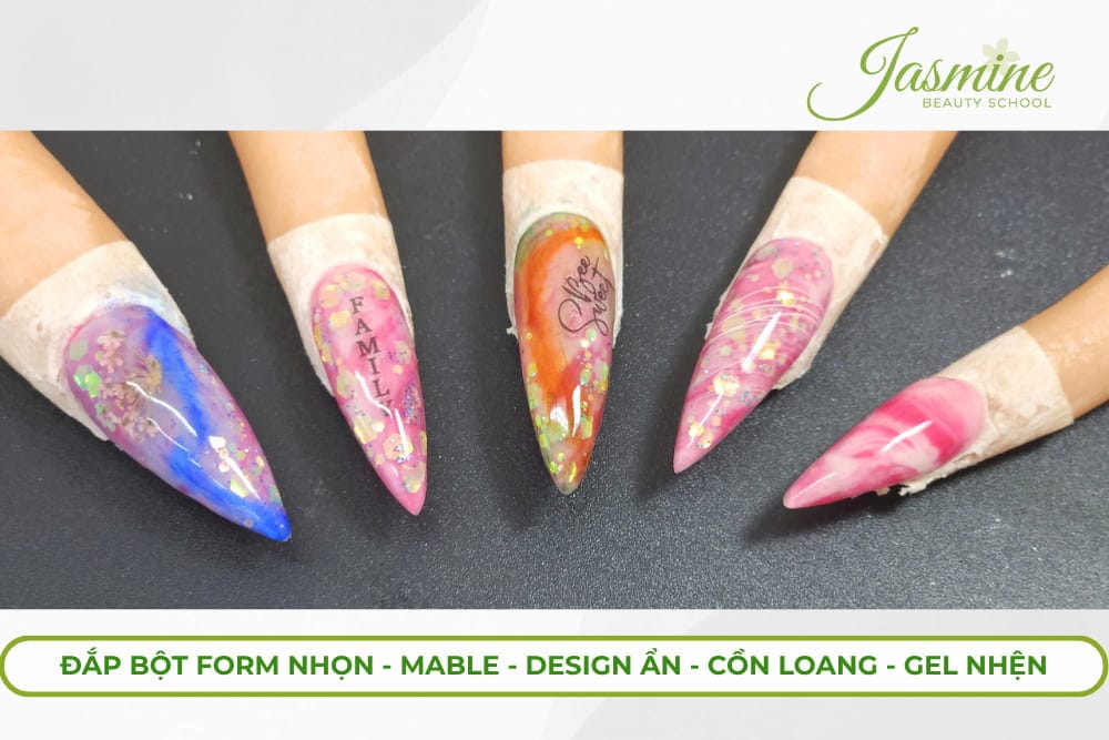Mẫu nail form nhọn thực hành đắp bột, marble, cồn loang, gel nhện và design ẩn phối hợp trên móng giả.