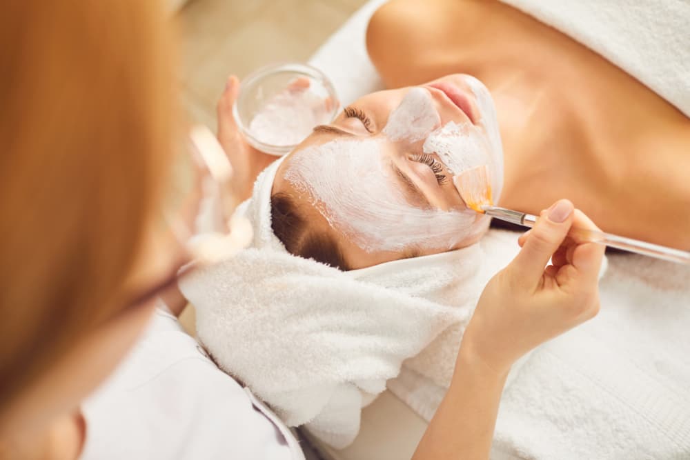 Điều kiện để lấy bằng chăm sóc da tại Georgia (Facials)