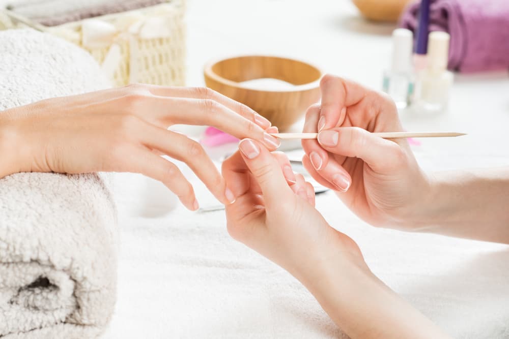 Điều kiện để thi lấy bằng nail tại Alabama