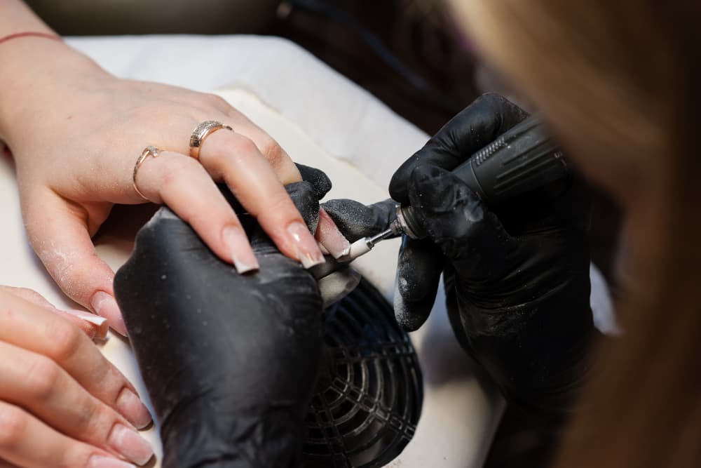 Điều kiện để thi lấy bằng nail tại Nevada