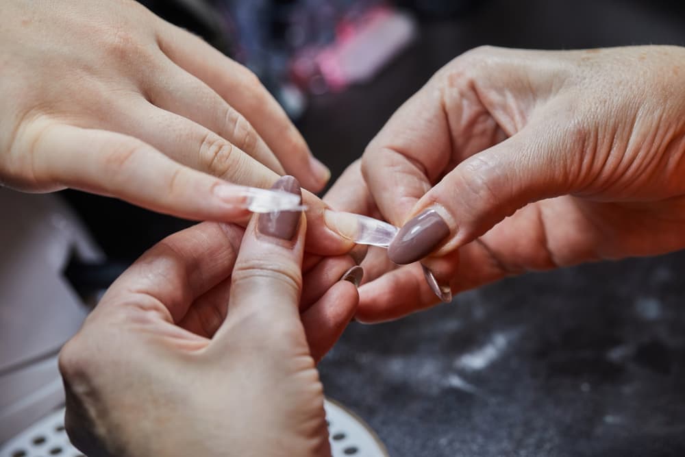 Điều kiện để thi lấy bằng nail tại North Carolina