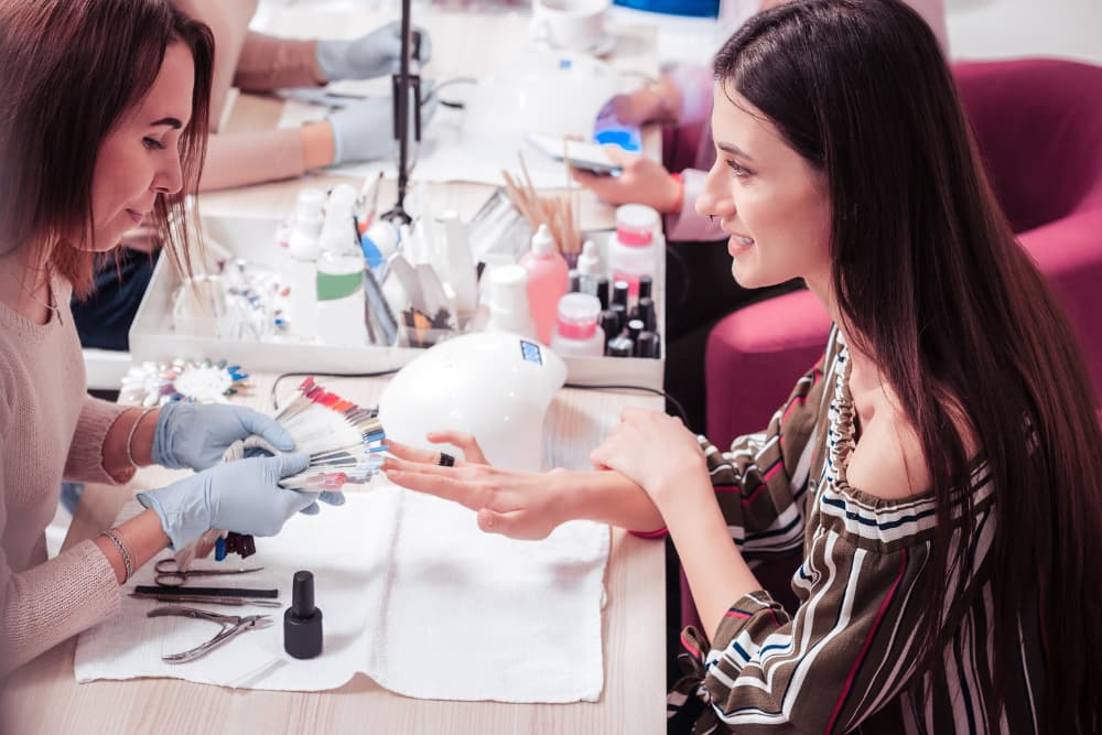 Điều kiện để lấy bằng nail tại Delaware