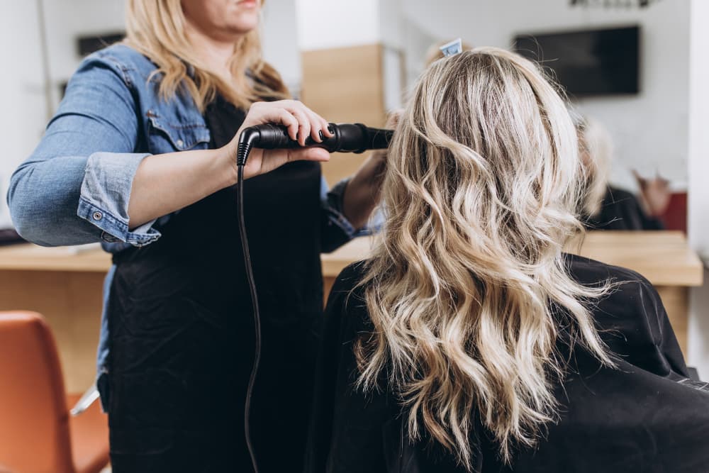 Điều kiện để lấy bằng tóc tại South Dakota (Cosmetology)