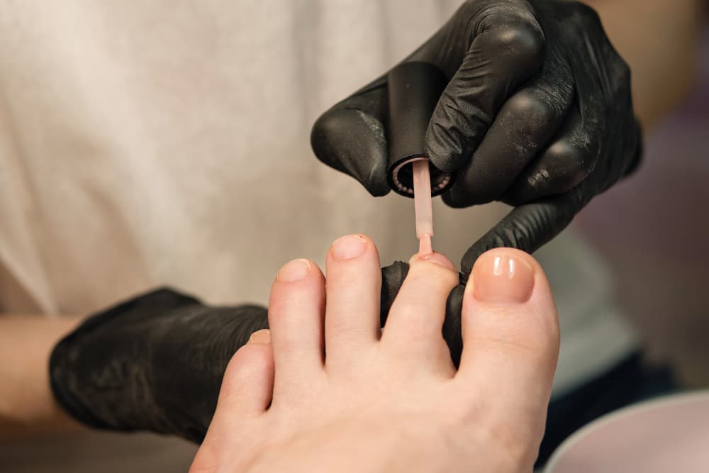 Điều kiện để thi lấy bằng nail tại Wisconsin