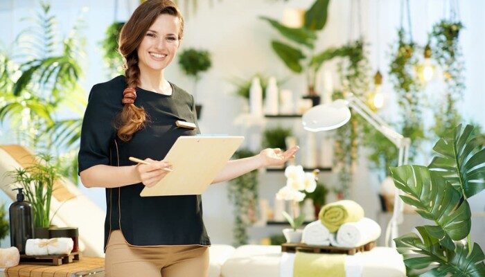 Học cosmetology ra làm gì – 18 hướng nghề dành cho cosmetologist tại Mỹ