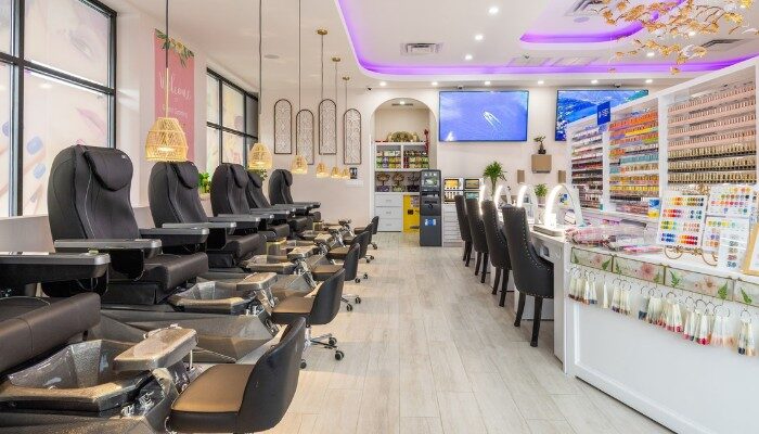 Chi phí thiết bị và dụng cụ nail